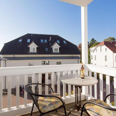 Concordia, Flaschenpost 아파트